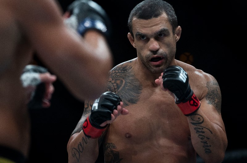 Oscar De La Hoya Vs Vitor Belfort Predictions Tips Vitor Belfort Good Value For Upset Win Oscar De La Hoya Vs Vitor Belfort Predictions Tips Vitor Belfort Good Value For Upset Win