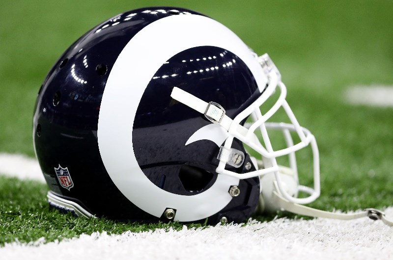 los angeles rams helmet