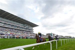 DONCASTER, ENGLAND - SEPTEMBER 10: Frankie Dettori riding Stradivarius on their way to winning The Doncaster Cup Stakes at Doncaster Racecourse on September 10, 2021 in Doncaster, England. (Photo by Alan Crowhurst/Getty Images)