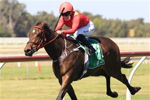 KEMBLA GRANGE, AUSTRALIA - SEPTEMBER 11: Rachel King on Philipsburg wins race 1 the Tab Highway Class 3 Handicap during Sydney Racing at Kembla Grange Racecourse on September 11, 2021 in Kembla Grange, Australia. (Photo by Mark Evans/Getty Images)