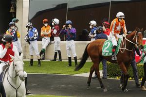 SYDNEY, AUSTRALIA - SEPTEMBER 18: Jockeys look on ahead of race 1 during Sydney Racing at Royal Randwick Racecourse on September 18, 2021 in Sydney, Australia. (Photo by Mark Evans/Getty Images)