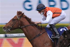 SYDNEY, AUSTRALIA - SEPTEMBER 25: Nash Rawiller on Ellsberg wins race 10 the Elite Sand & Soil Handicap during Sydney Racing on Golden Rose Day at Rosehill Gardens on September 25, 2021 in Sydney, Australia. (Photo by Mark Evans/Getty Images)