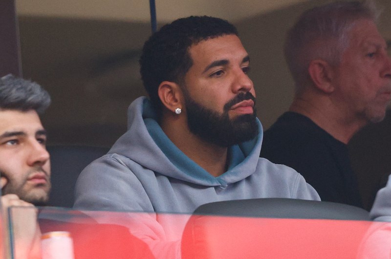 Drake a Stake .com csapat tagja