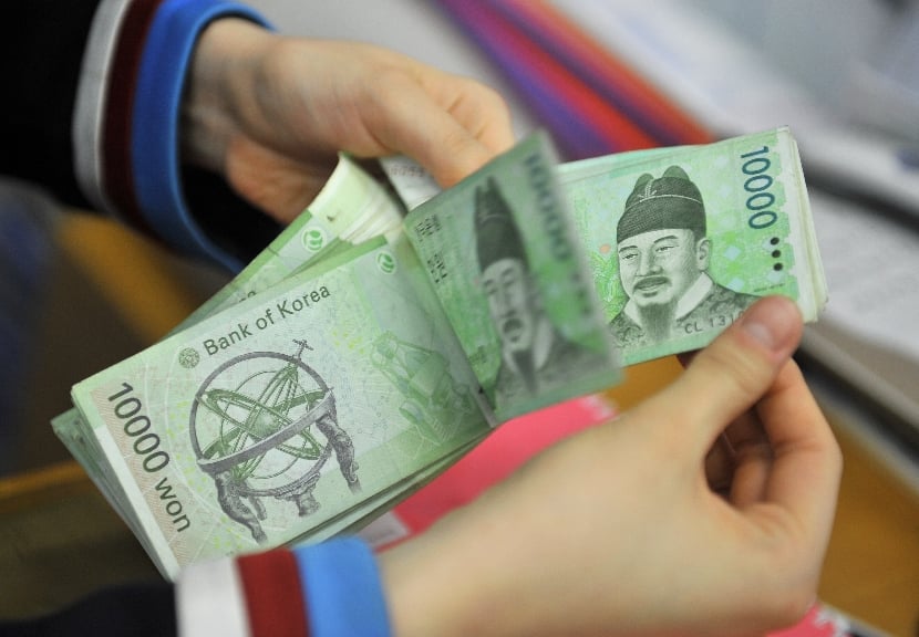 Korean Won (JUNG YEON-JE/AFP via Getty Images)